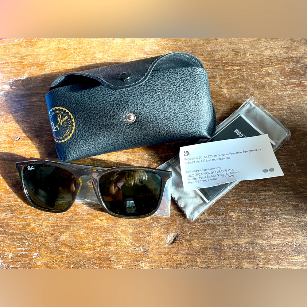 Ray-ban Chris Sunglasses , NWT, never worn